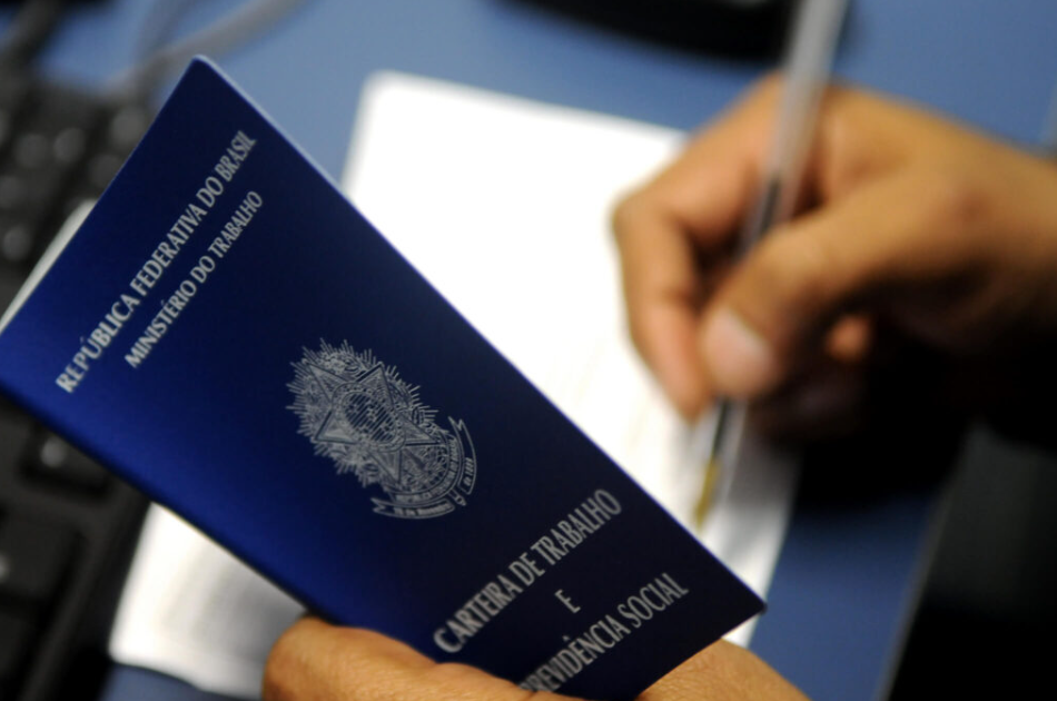 Fui Demitido sem Registro em Carteira! E agora?